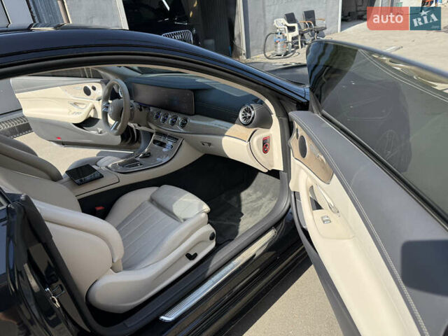 Чорний Мерседес Е-Клас, об'ємом двигуна 1.95 л та пробігом 52 тис. км за 55000 $, фото 16 на Automoto.ua