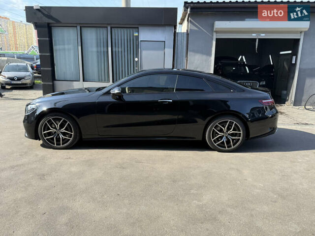 Чорний Мерседес Е-Клас, об'ємом двигуна 1.95 л та пробігом 52 тис. км за 55000 $, фото 7 на Automoto.ua