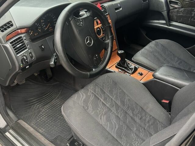 Чорний Мерседес Е-Клас, об'ємом двигуна 2.3 л та пробігом 400 тис. км за 2450 $, фото 10 на Automoto.ua