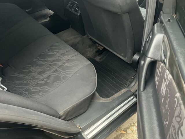 Чорний Мерседес Е-Клас, об'ємом двигуна 2.3 л та пробігом 400 тис. км за 2450 $, фото 13 на Automoto.ua