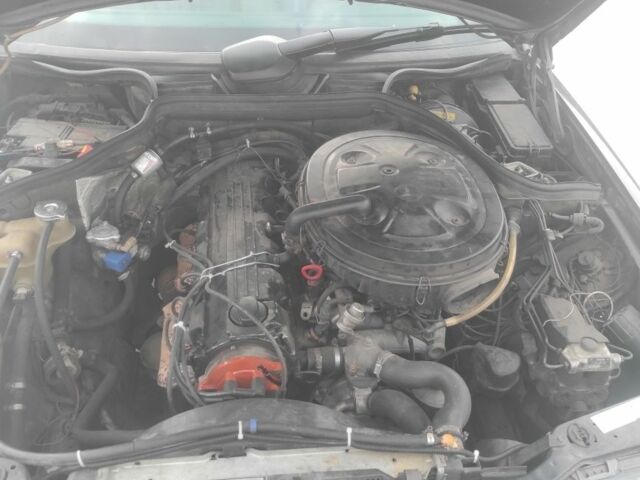 Чорний Мерседес Е-Клас, об'ємом двигуна 3 л та пробігом 312 тис. км за 4700 $, фото 14 на Automoto.ua