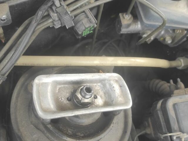 Чорний Мерседес Е-Клас, об'ємом двигуна 3 л та пробігом 312 тис. км за 4700 $, фото 11 на Automoto.ua