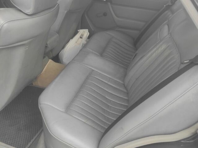 Чорний Мерседес Е-Клас, об'ємом двигуна 3 л та пробігом 312 тис. км за 4700 $, фото 22 на Automoto.ua