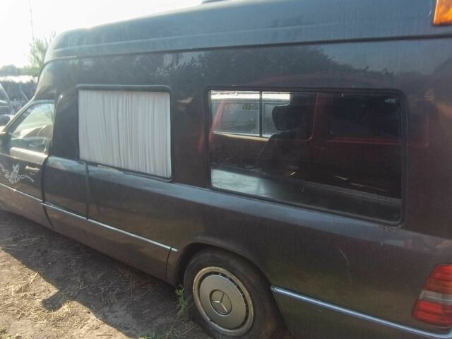 Чорний Мерседес Е-Клас, об'ємом двигуна 2.3 л та пробігом 170 тис. км за 1000 $, фото 22 на Automoto.ua