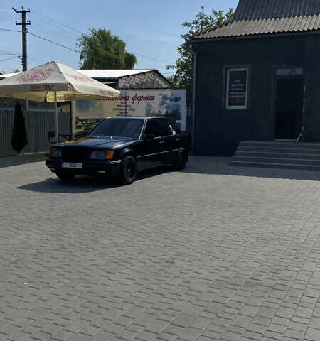 Чорний Мерседес Е-Клас, об'ємом двигуна 2.5 л та пробігом 420 тис. км за 3500 $, фото 11 на Automoto.ua