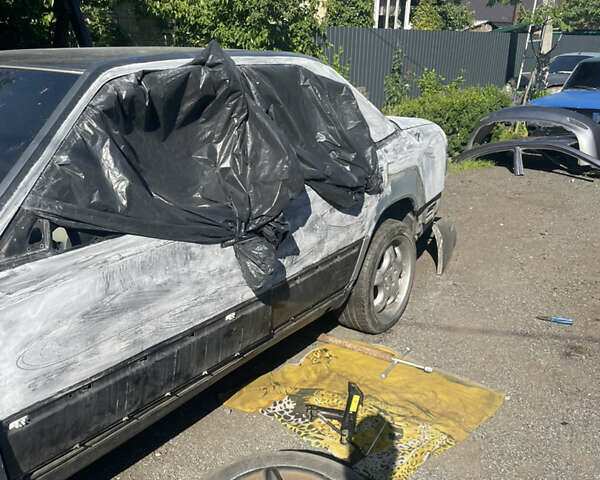 Черный Мерседес Е-Класс, объемом двигателя 2.55 л и пробегом 530 тыс. км за 2500 $, фото 8 на Automoto.ua