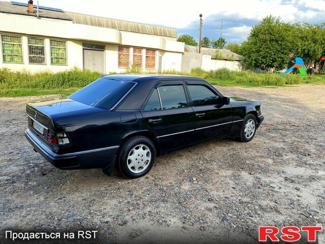 Чорний Мерседес Е-Клас, об'ємом двигуна 2.3 л та пробігом 200 тис. км за 1450 $, фото 5 на Automoto.ua