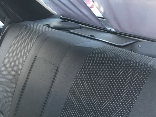 Черный Мерседес Е-Класс, объемом двигателя 3 л и пробегом 408 тыс. км за 2450 $, фото 8 на Automoto.ua