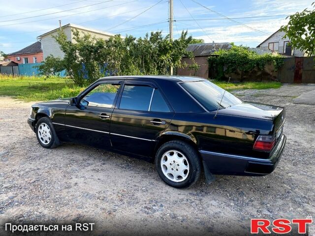 Чорний Мерседес Е-Клас, об'ємом двигуна 2.3 л та пробігом 200 тис. км за 1450 $, фото 1 на Automoto.ua