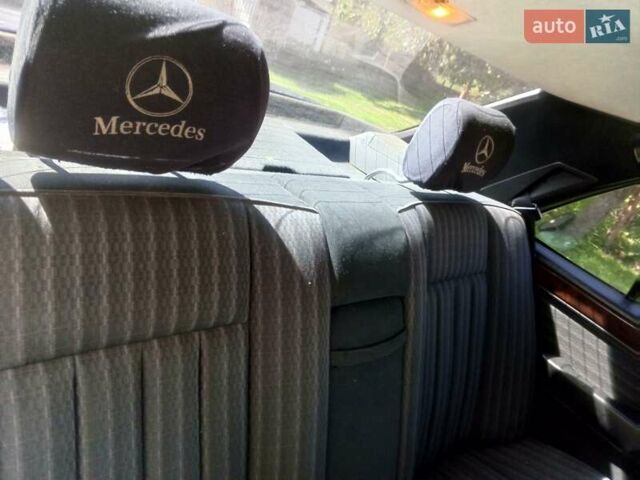 Черный Мерседес Е-Класс, объемом двигателя 2 л и пробегом 250 тыс. км за 1800 $, фото 2 на Automoto.ua