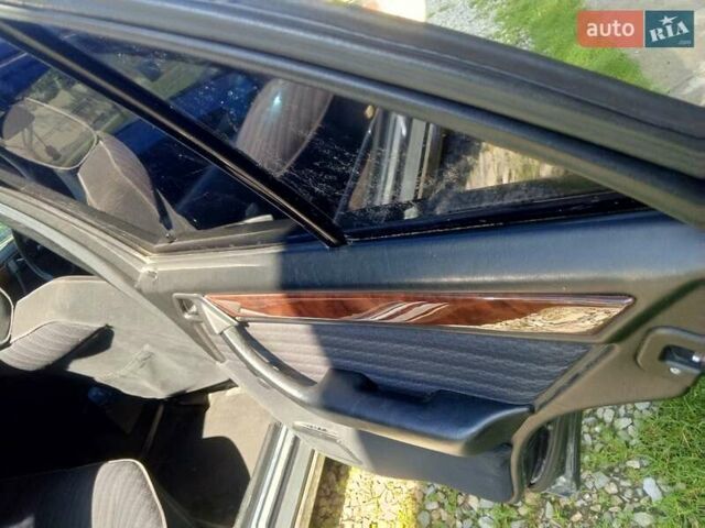 Черный Мерседес Е-Класс, объемом двигателя 2 л и пробегом 250 тыс. км за 1800 $, фото 8 на Automoto.ua