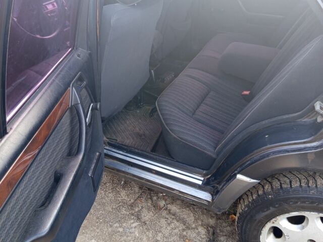 Чорний Мерседес Е-Клас, об'ємом двигуна 0 л та пробігом 440 тис. км за 2500 $, фото 4 на Automoto.ua