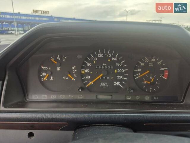 Чорний Мерседес Е-Клас, об'ємом двигуна 2 л та пробігом 488 тис. км за 3200 $, фото 22 на Automoto.ua