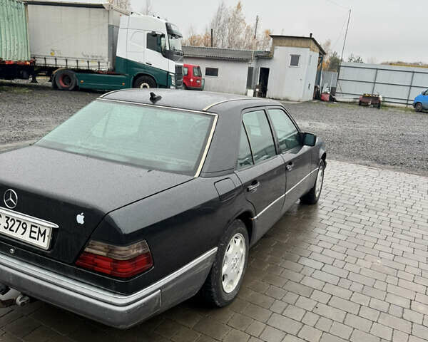 Чорний Мерседес Е-Клас, об'ємом двигуна 2.5 л та пробігом 535 тис. км за 3000 $, фото 6 на Automoto.ua