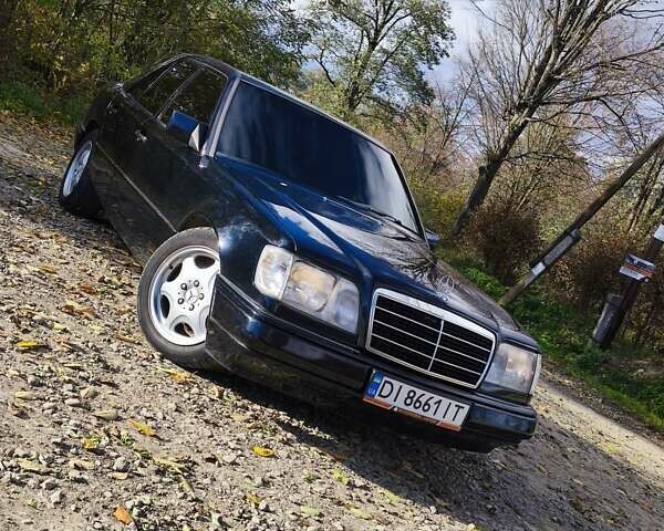 Чорний Мерседес Е-Клас, об'ємом двигуна 2.8 л та пробігом 356 тис. км за 6000 $, фото 4 на Automoto.ua