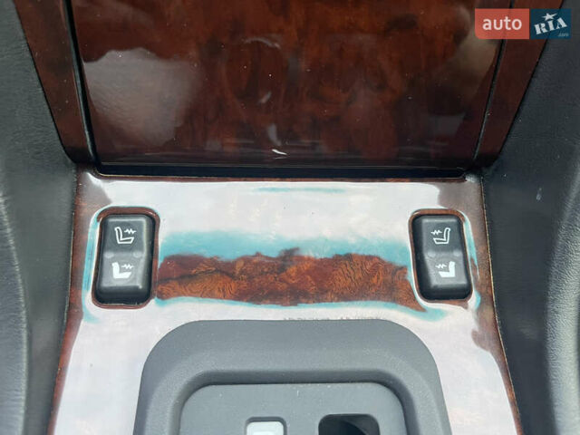 Черный Мерседес Е-Класс, объемом двигателя 0 л и пробегом 106 тыс. км за 77000 $, фото 16 на Automoto.ua