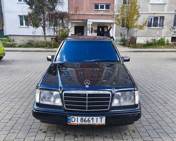 Чорний Мерседес Е-Клас, об'ємом двигуна 2.8 л та пробігом 356 тис. км за 6000 $, фото 41 на Automoto.ua