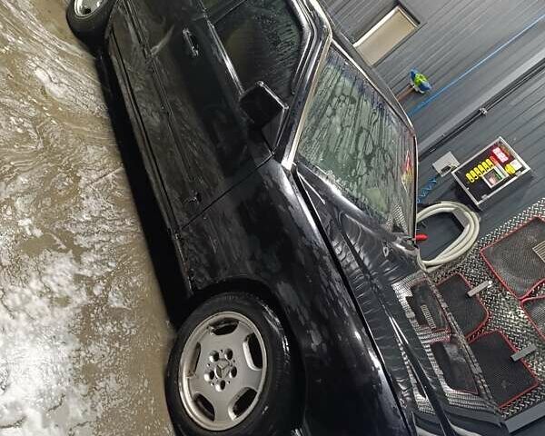 Чорний Мерседес Е-Клас, об'ємом двигуна 2.5 л та пробігом 447 тис. км за 2200 $, фото 11 на Automoto.ua