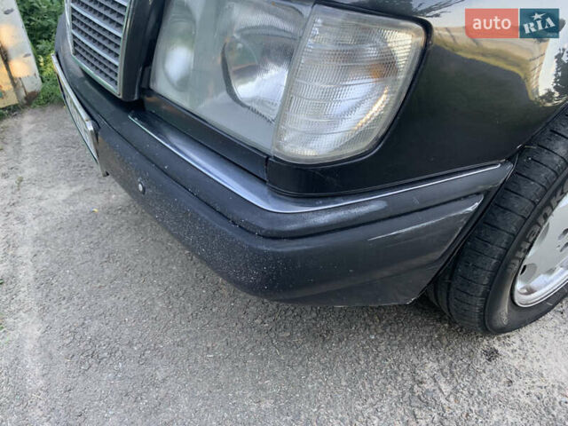 Чорний Мерседес Е-Клас, об'ємом двигуна 2.2 л та пробігом 619 тис. км за 4000 $, фото 21 на Automoto.ua