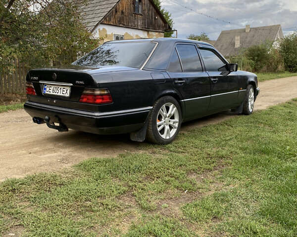 Чорний Мерседес Е-Клас, об'ємом двигуна 2.5 л та пробігом 400 тис. км за 2500 $, фото 1 на Automoto.ua