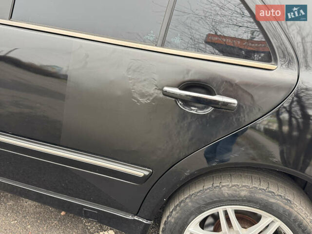 Черный Мерседес Е-Класс, объемом двигателя 2.3 л и пробегом 350 тыс. км за 2700 $, фото 10 на Automoto.ua