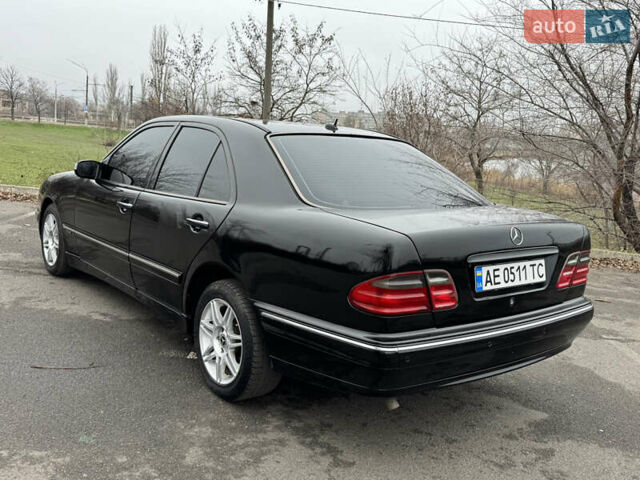 Черный Мерседес Е-Класс, объемом двигателя 2.3 л и пробегом 350 тыс. км за 2700 $, фото 7 на Automoto.ua