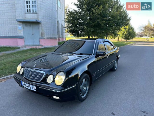 Черный Мерседес Е-Класс, объемом двигателя 2 л и пробегом 390 тыс. км за 2999 $, фото 3 на Automoto.ua