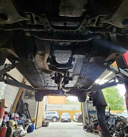 Черный Мерседес Е-Класс, объемом двигателя 2.3 л и пробегом 400 тыс. км за 4400 $, фото 16 на Automoto.ua