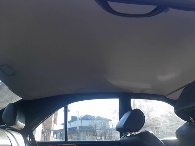 Черный Мерседес Е-Класс, объемом двигателя 0 л и пробегом 280 тыс. км за 1600 $, фото 10 на Automoto.ua