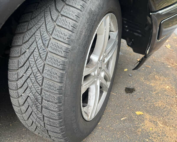 Черный Мерседес Е-Класс, объемом двигателя 3.2 л и пробегом 674 тыс. км за 3450 $, фото 7 на Automoto.ua