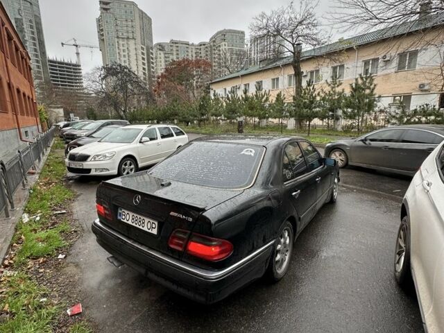 Чорний Мерседес Е-Клас, об'ємом двигуна 3.2 л та пробігом 450 тис. км за 3333 $, фото 3 на Automoto.ua
