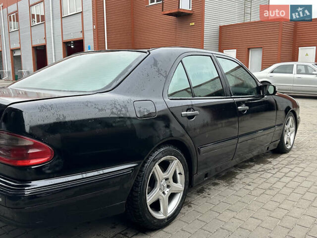 Чорний Мерседес Е-Клас, об'ємом двигуна 2 л та пробігом 528 тис. км за 5000 $, фото 14 на Automoto.ua