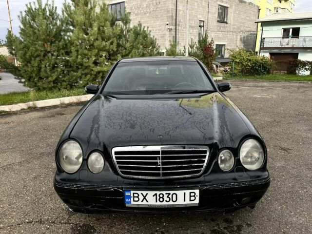 Черный Мерседес Е-Класс, объемом двигателя 2.7 л и пробегом 300 тыс. км за 3750 $, фото 1 на Automoto.ua