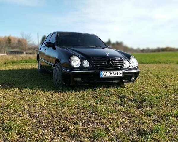 Черный Мерседес Е-Класс, объемом двигателя 2 л и пробегом 250 тыс. км за 3000 $, фото 13 на Automoto.ua