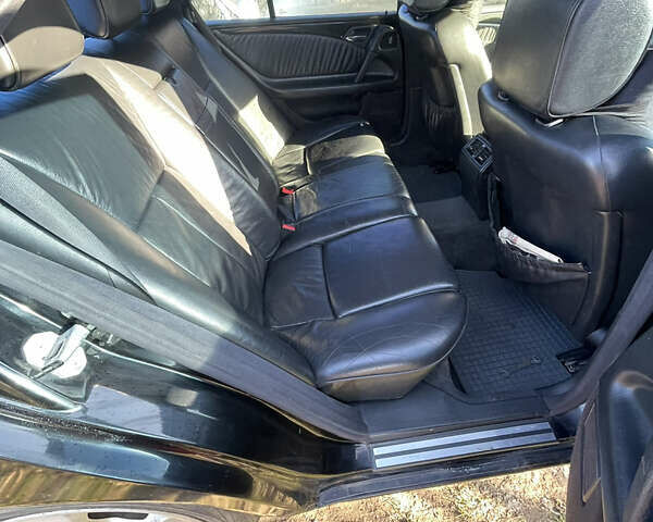 Чорний Мерседес Е-Клас, об'ємом двигуна 3 л та пробігом 560 тис. км за 3500 $, фото 22 на Automoto.ua