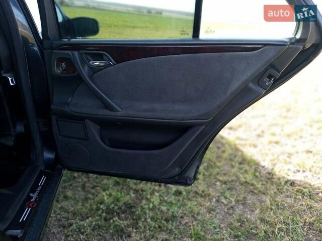 Черный Мерседес Е-Класс, объемом двигателя 2 л и пробегом 250 тыс. км за 3000 $, фото 16 на Automoto.ua