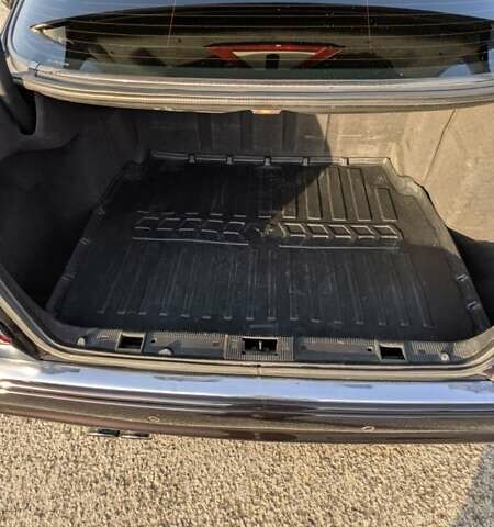 Черный Мерседес Е-Класс, объемом двигателя 5.5 л и пробегом 500 тыс. км за 20000 $, фото 20 на Automoto.ua