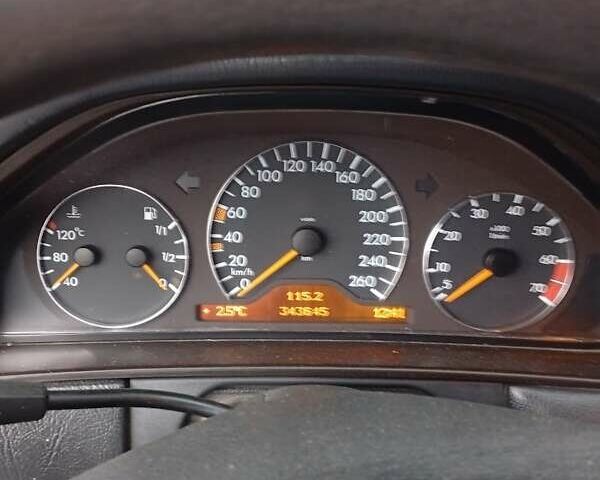 Чорний Мерседес Е-Клас, об'ємом двигуна 3.2 л та пробігом 343 тис. км за 3000 $, фото 12 на Automoto.ua