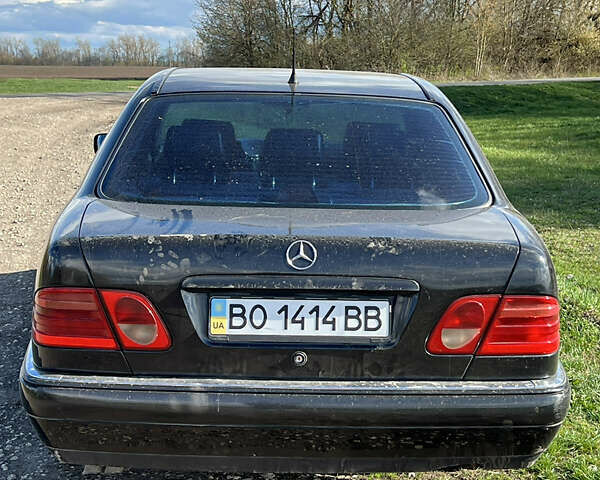 Чорний Мерседес Е-Клас, об'ємом двигуна 3 л та пробігом 560 тис. км за 3500 $, фото 16 на Automoto.ua