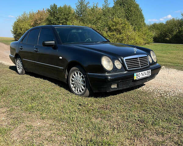 Чорний Мерседес Е-Клас, об'ємом двигуна 3 л та пробігом 560 тис. км за 3500 $, фото 6 на Automoto.ua