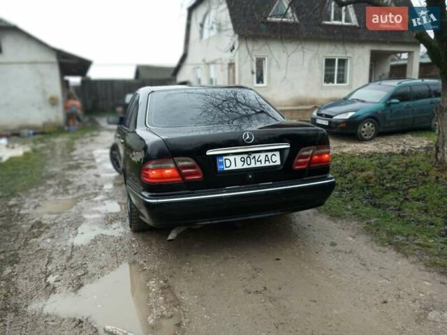 Черный Мерседес Е-Класс, объемом двигателя 2 л и пробегом 280 тыс. км за 2899 $, фото 3 на Automoto.ua