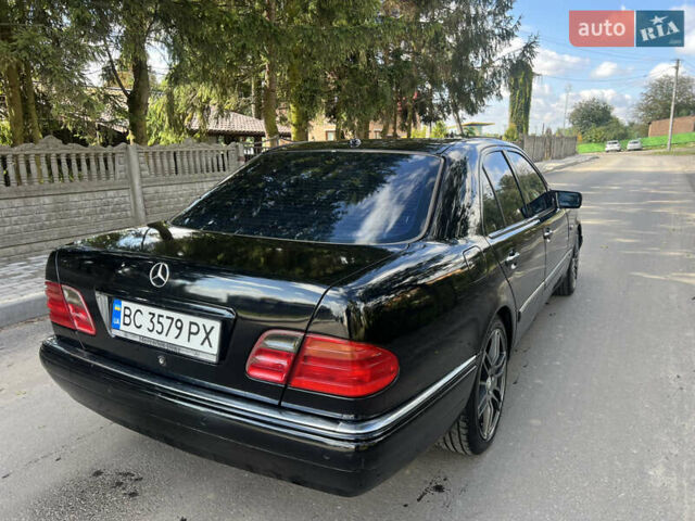 Мерседес Е-Класс 1999 в Львове на Automoto.ua Черный Мерседес Е-Класс, объемом двигателя 2.8 л и пробегом 394 тыс. км за 3100 $, фото 11 на Automoto.ua