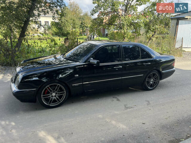 Мерседес Е-Класс 1999 в Львове на Automoto.ua Черный Мерседес Е-Класс, объемом двигателя 2.8 л и пробегом 394 тыс. км за 3100 $, фото 6 на Automoto.ua