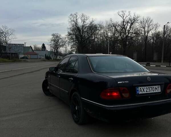 Чорний Мерседес Е-Клас, об'ємом двигуна 2.8 л та пробігом 310 тис. км за 3300 $, фото 2 на Automoto.ua