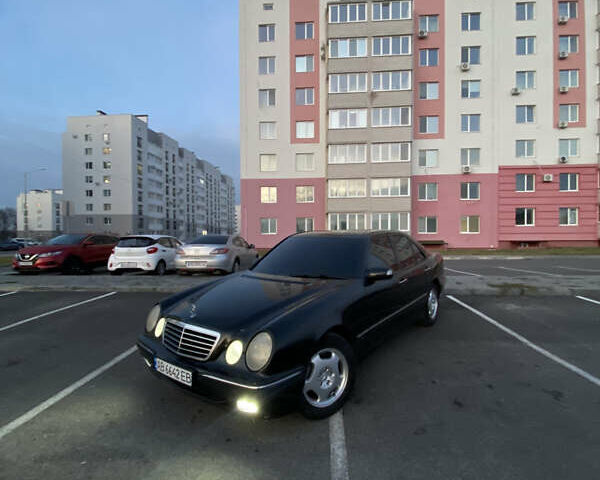 Чорний Мерседес Е-Клас, об'ємом двигуна 3.22 л та пробігом 395 тис. км за 4450 $, фото 7 на Automoto.ua