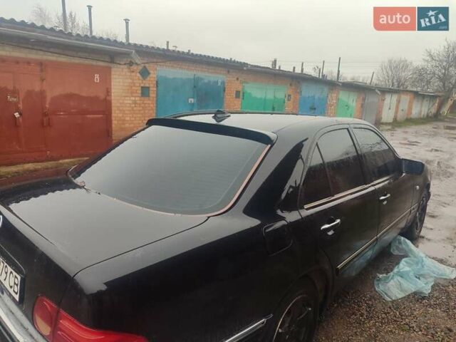 Черный Мерседес Е-Класс, объемом двигателя 2.8 л и пробегом 250 тыс. км за 3500 $, фото 7 на Automoto.ua
