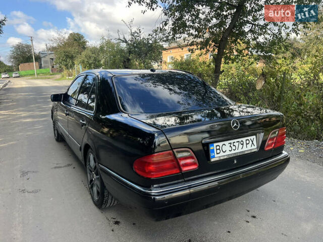 Мерседес Е-Класс 1999 в Львове на Automoto.ua Черный Мерседес Е-Класс, объемом двигателя 2.8 л и пробегом 394 тыс. км за 3100 $, фото 10 на Automoto.ua