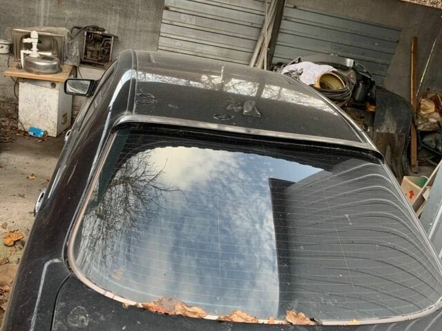 Чорний Мерседес Е-Клас, об'ємом двигуна 0 л та пробігом 280 тис. км за 2500 $, фото 7 на Automoto.ua