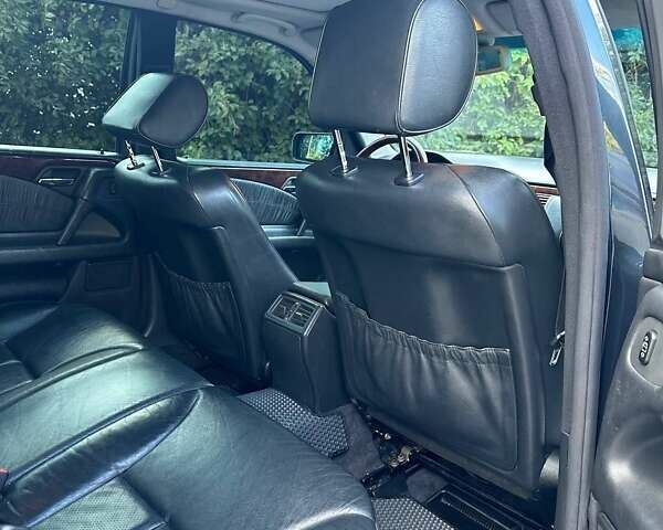 Черный Мерседес Е-Класс, объемом двигателя 2.8 л и пробегом 293 тыс. км за 4000 $, фото 4 на Automoto.ua