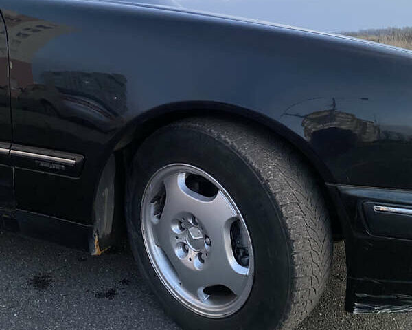 Чорний Мерседес Е-Клас, об'ємом двигуна 3.22 л та пробігом 395 тис. км за 4450 $, фото 19 на Automoto.ua